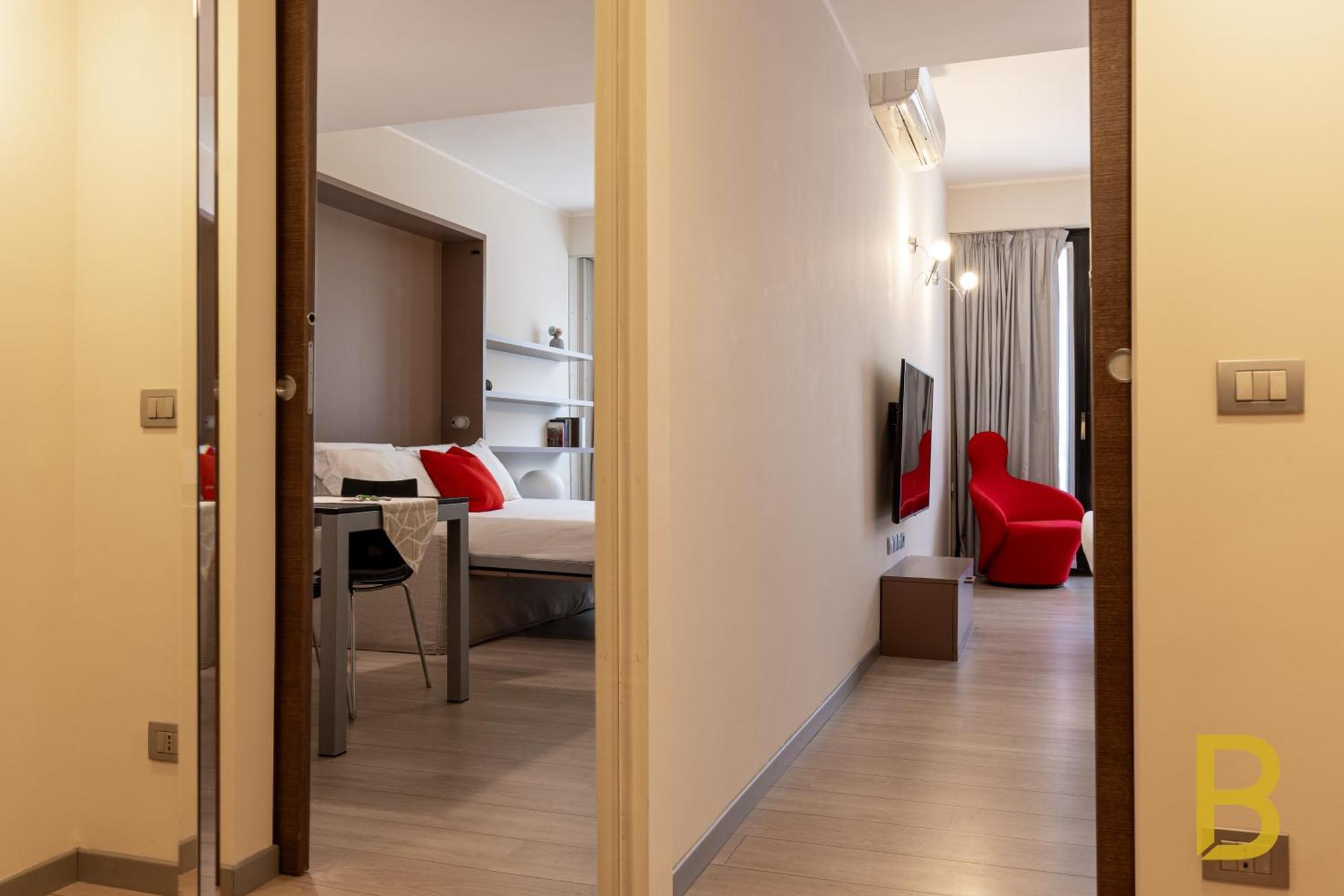 Beplace Apartments In Duomo Milan Exterior photo